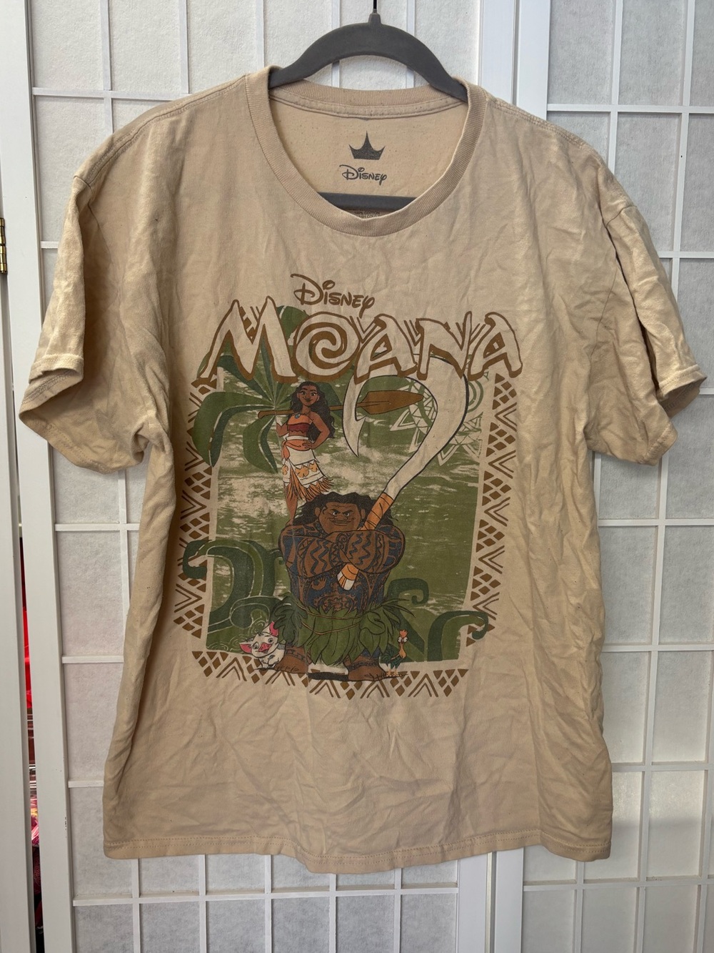DISNEY T-shirt
